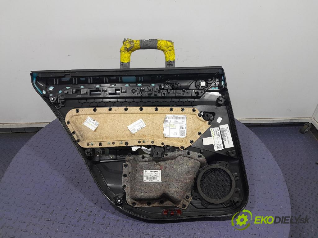 Vw Passat 2021 Tapacír: dveře Zad: Práva: 