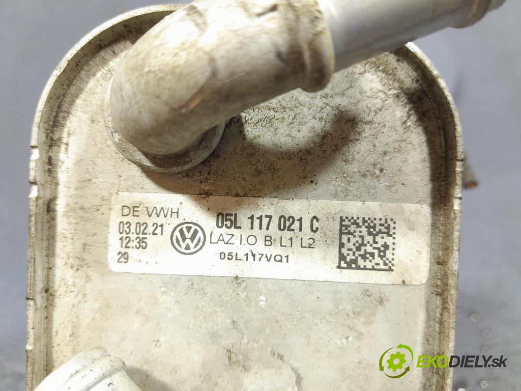 Vw Passat 2021 Chladič Olej 05L117021C