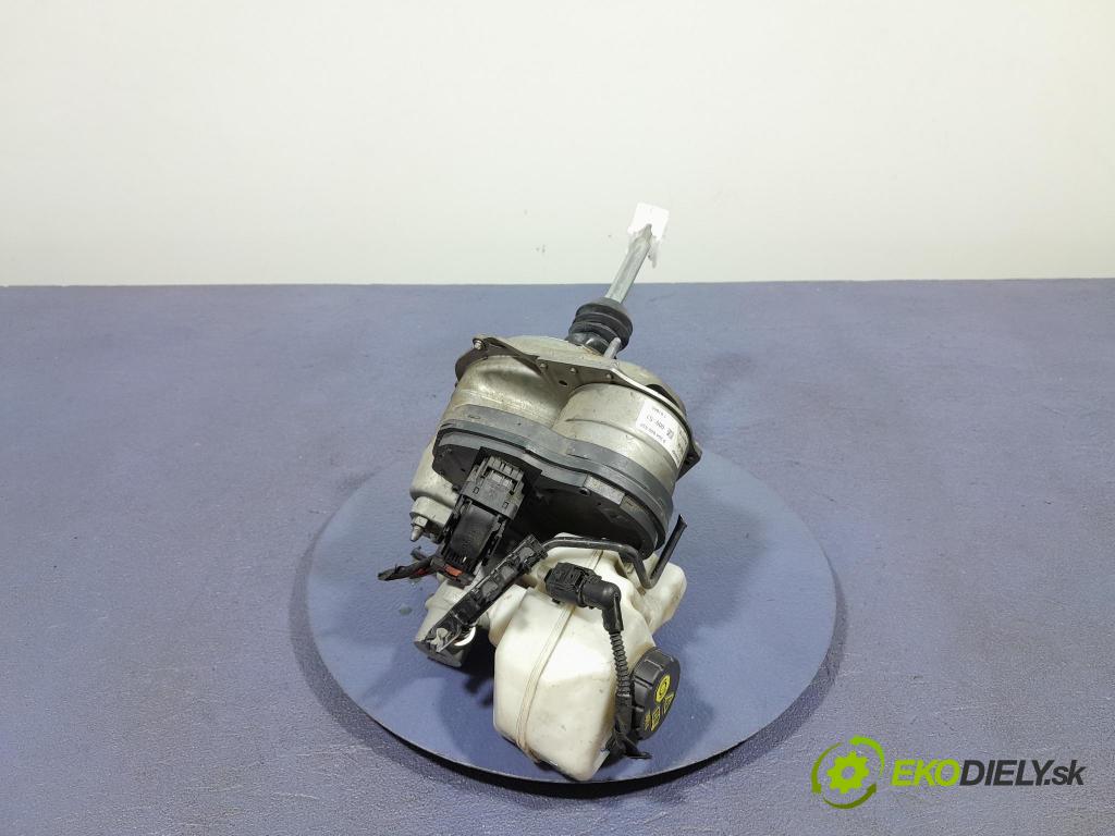 Vw Passat 2021 servo Brzdy: 3Q1614105BC