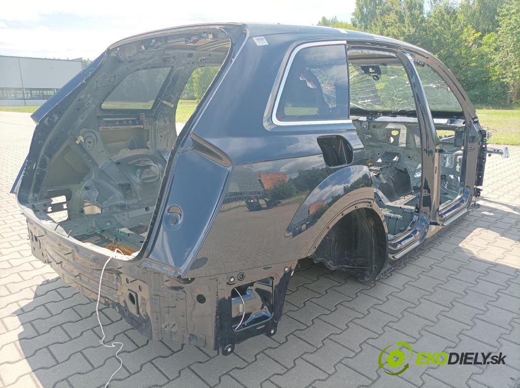Audi Q7 0 blatnik Zad: v pravo: