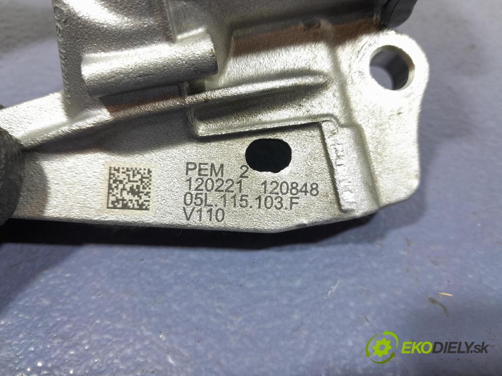 Vw Passat 2021 čerpadlo oleja 05L115V01