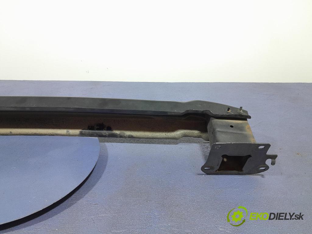 Vw Passat 2021 výztuha narazník Zad: 3C0807311B