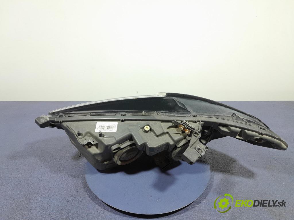 Ford Mondeo 2017 světlo v pravo: DS73-13W0290-EB