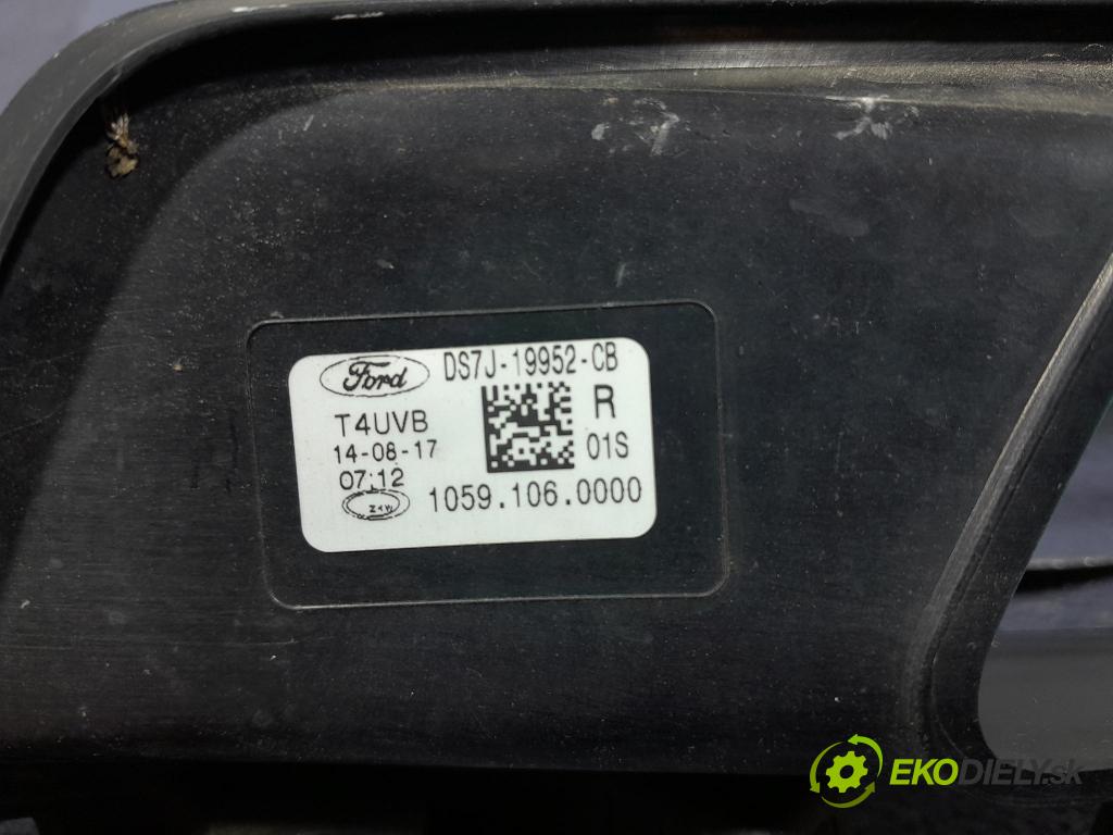 Ford Mondeo 2017 Halogen v pravo: DS7J-19952-CB