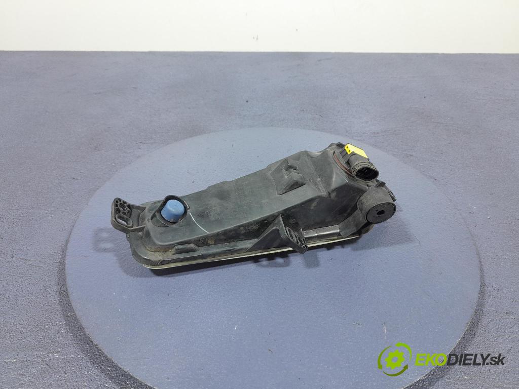 Ford Mondeo 2017 Halogen v pravo: F1EB-15A254-AB