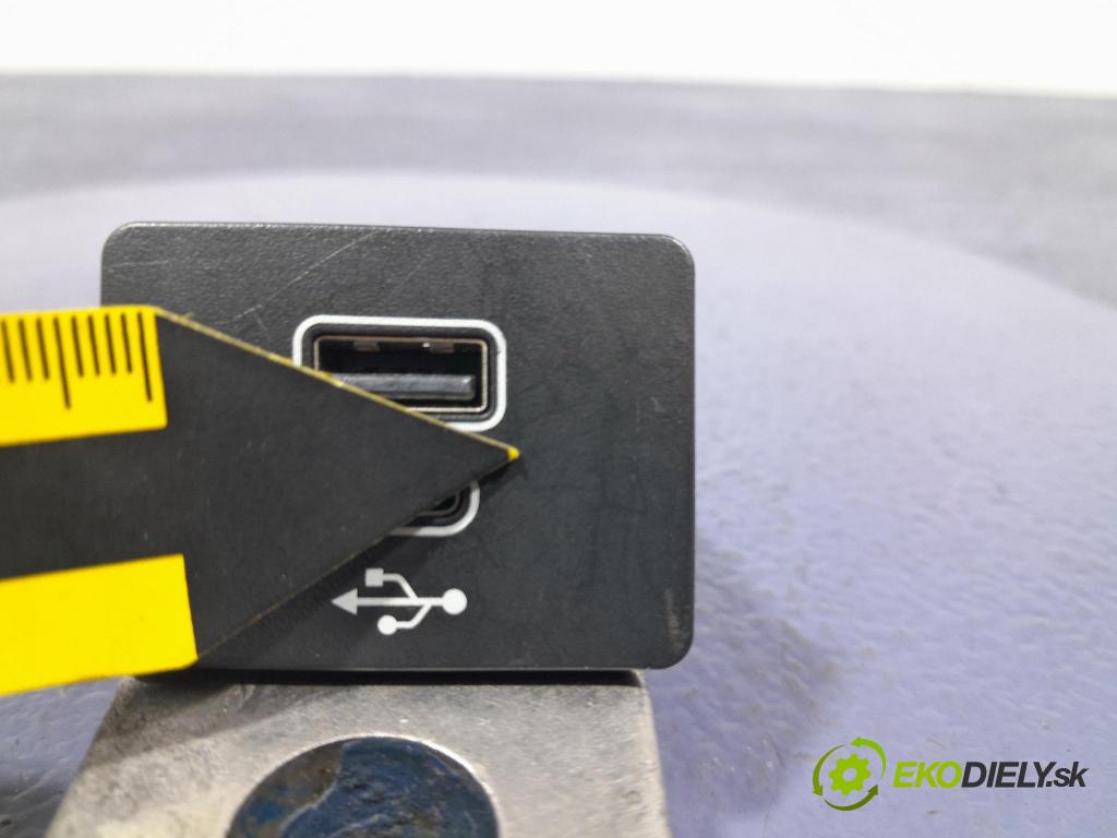 Ford Focus 2023 instalace Elektrický: NX7T-14F014-AD