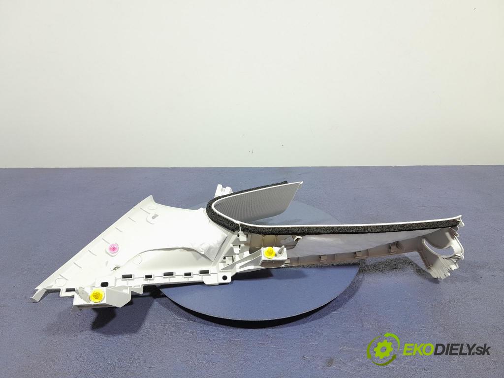 Ford Focus 2023 kryt Plast: Interiéry: JX7B-N280C46