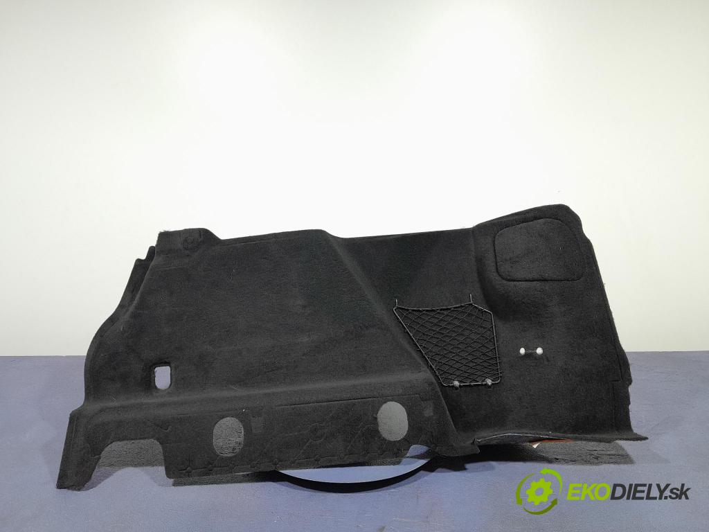 Ford Focus 2023 Tapacír: kufr NX7B-N45422-AC