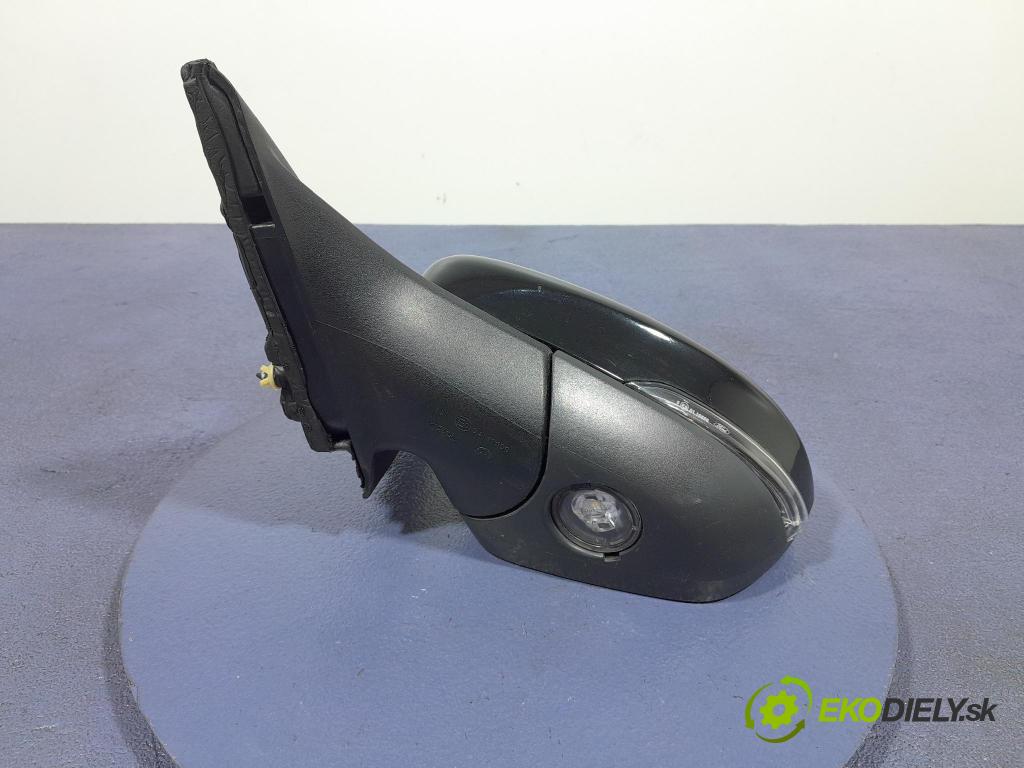 Ford Focus 2023 zrkadlo Vľavo: