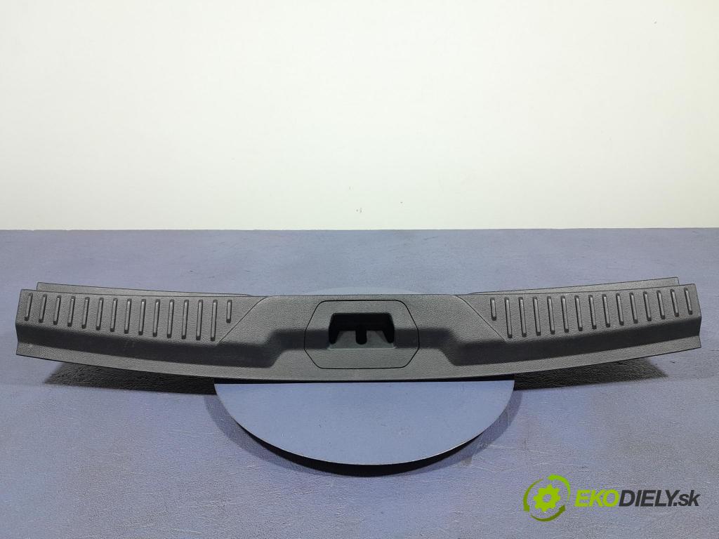 Ford Focus 2023 Tapacír: kufr JX7B-N40352-A