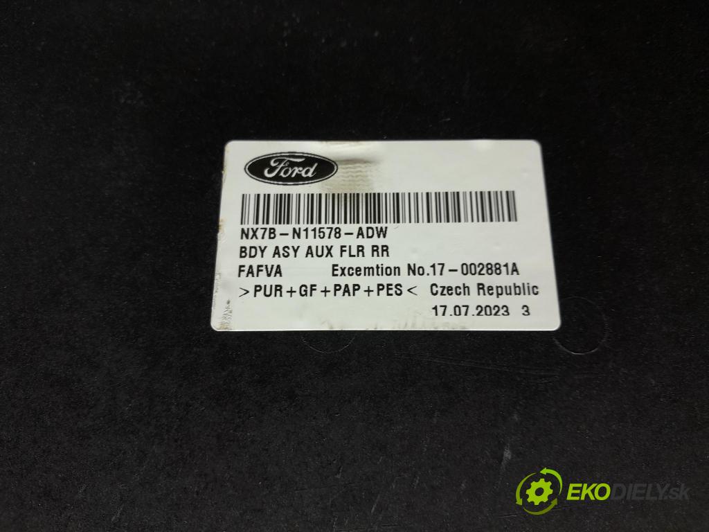 Ford Focus 2023 koberec do auta JX7B-13065-EAW