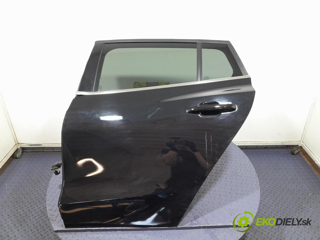 Ford Focus 2023 dvere zad Vľavo: