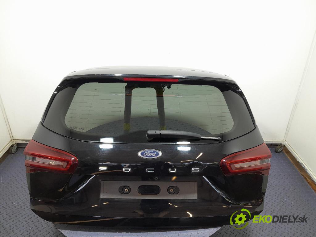 Ford Focus 2023 zadna dveře kufra: kufra: