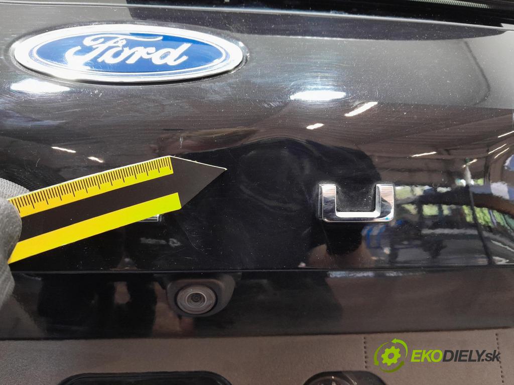 Ford Focus 2023 zadna dveře kufra: kufra: