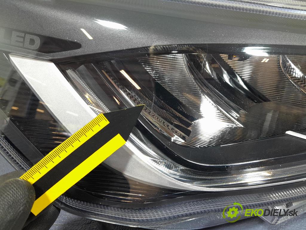 Ford Focus 2023 Reflektor: v pravo: NX7B-13E014-CF