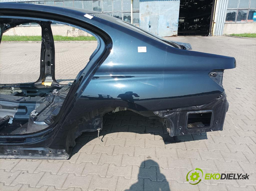 Bmw Seria 7 0 blatník zad Vľavo: