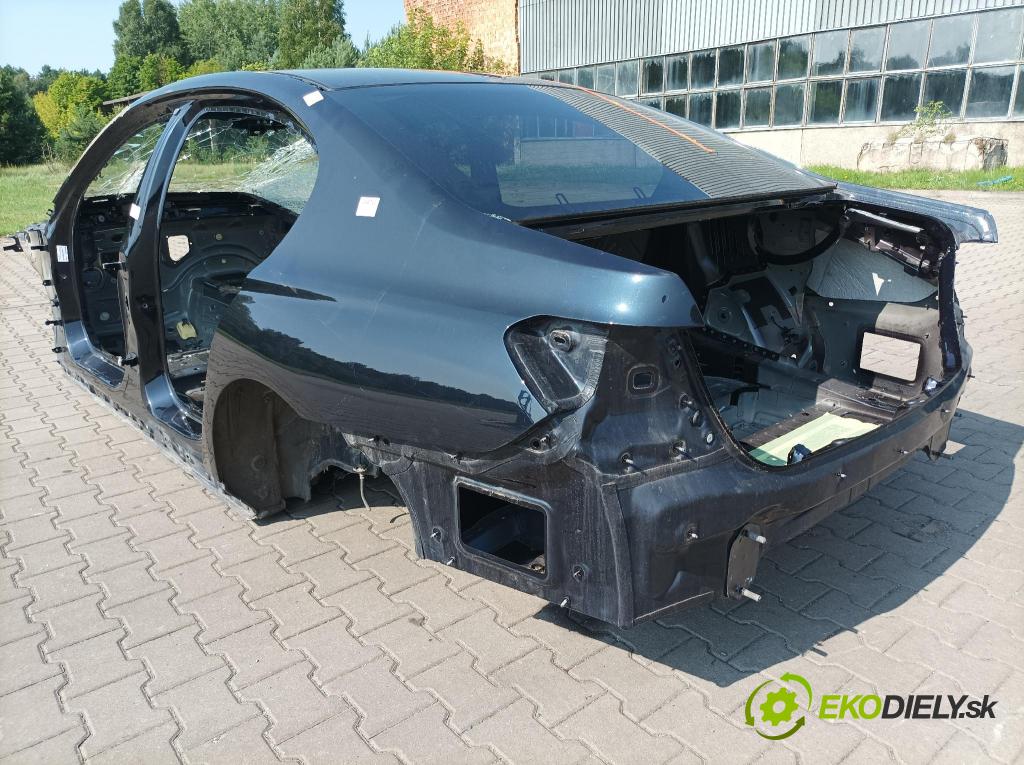 Bmw Seria 7 0 blatník zad Vľavo: