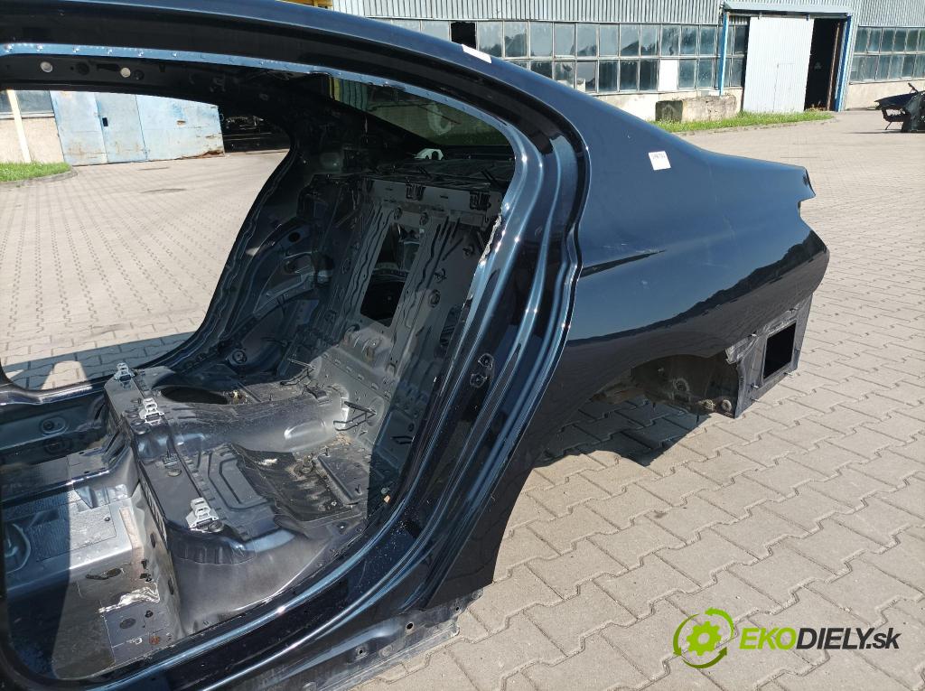 Bmw Seria 7 0 blatník zad Vľavo: