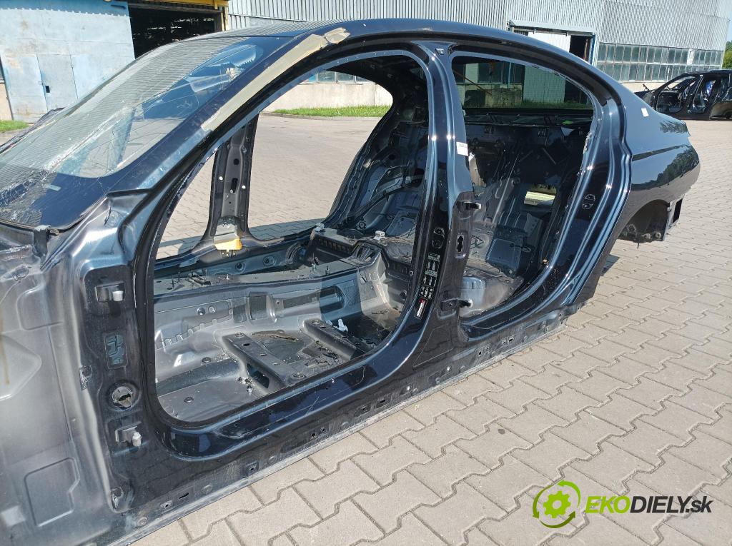 Bmw Seria 7 0 práh Levý: 