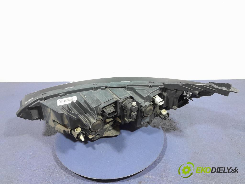 Renault Talisman 2016 Reflektor: v pravo: 260100184R