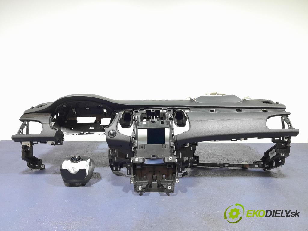 Renault Talisman 2016 kokpit,přistrojova deska