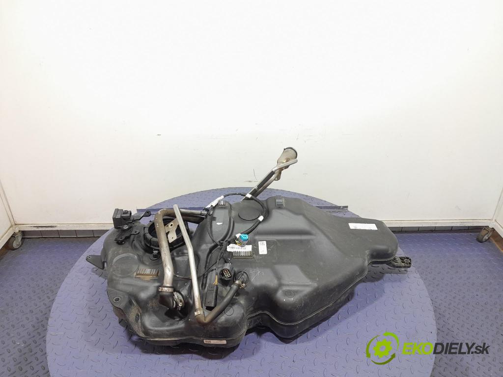 Ford Focus 2023 Nádrž: Paliva: JX61-9002-AF