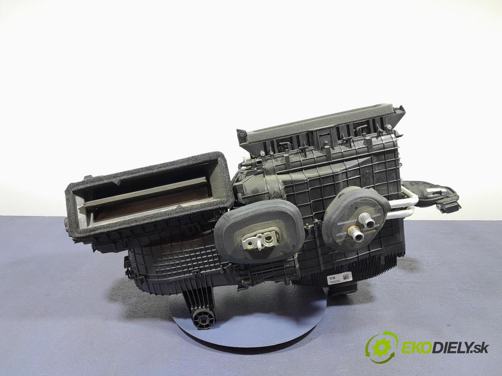 Ford Focus 2023 radiator JX7B-19C988-AC