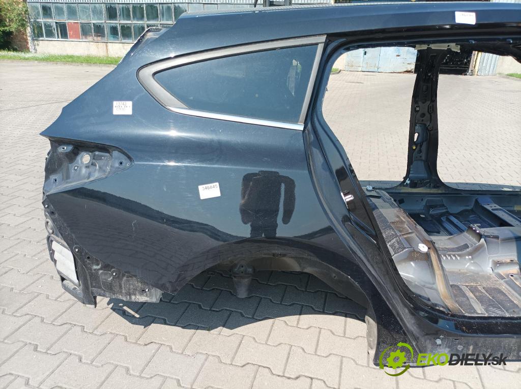 Ford Focus 2023 blatník zad v pravo: