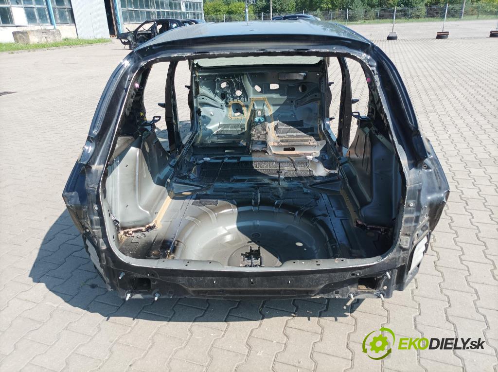 Ford Focus 2023 blatník zad v pravo: 