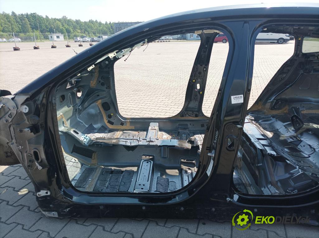 Ford Focus 2023 práh Levý: