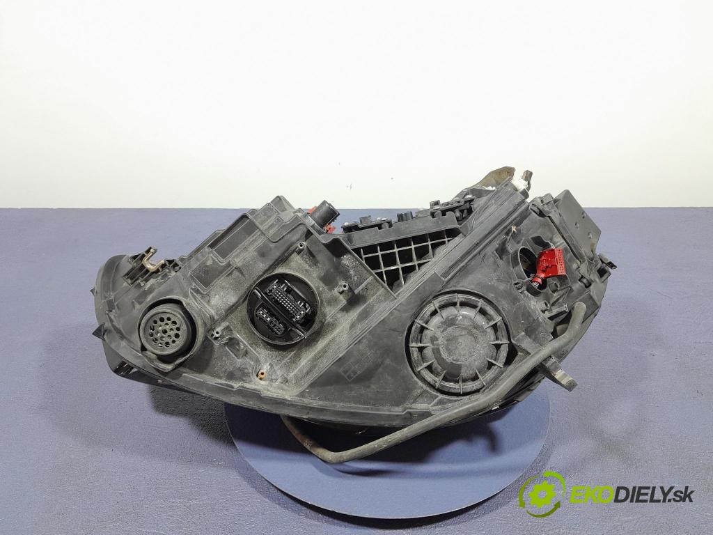 Audi A6 2016 Reflektor: v pravo: 4G0941036