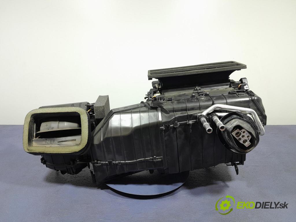 Audi A6 2016 radiator 4G1816005C