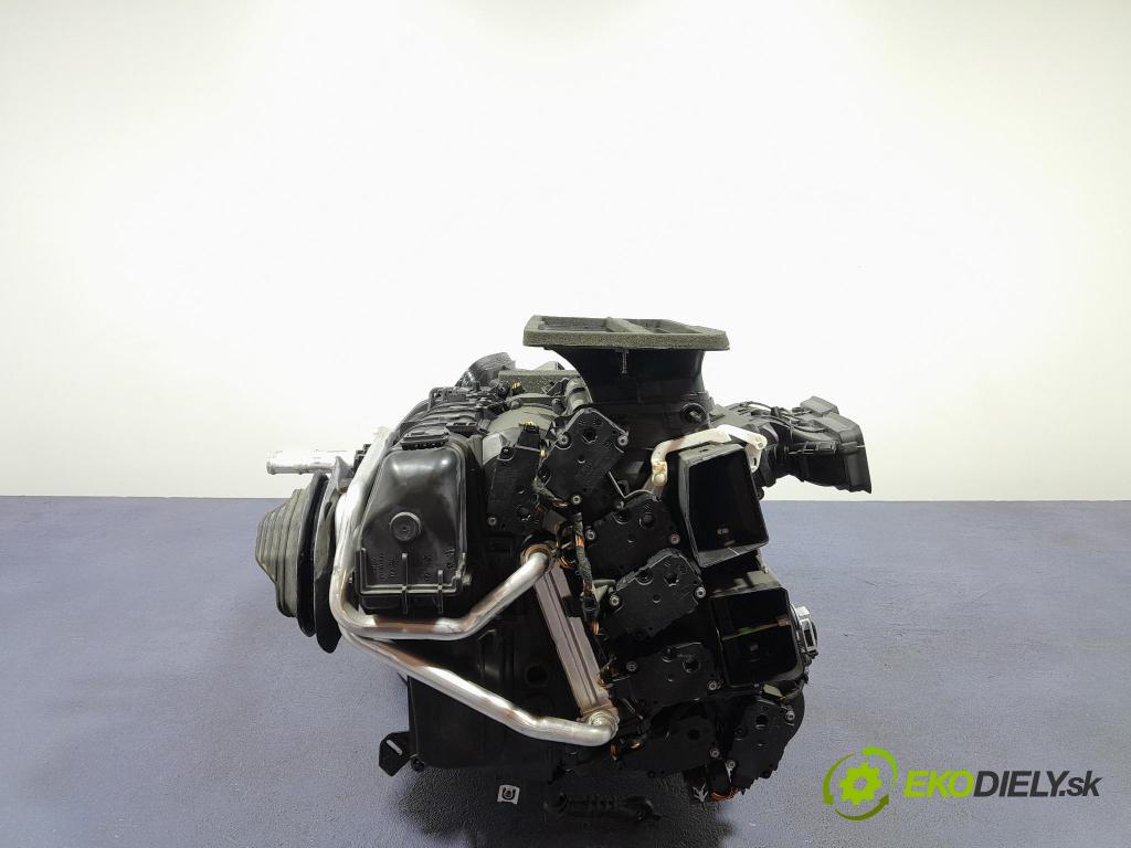 Audi A6 2016 radiator 4G1816005C