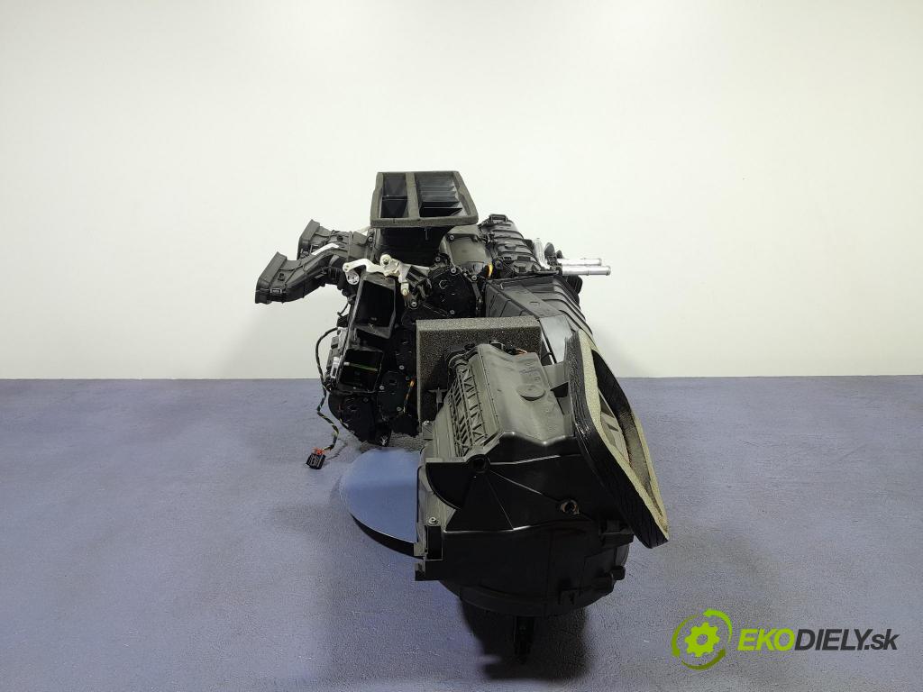 Audi A6 2016 radiator 4G1816005C