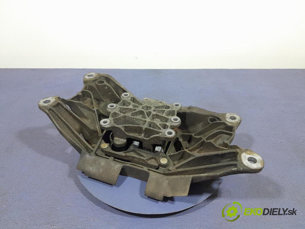 Audi A6 2016 airbag / držiak skrine 4G0399291C