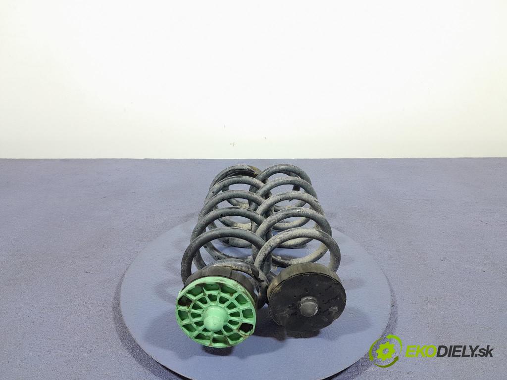 Audi A6 2016 pružina Zad: