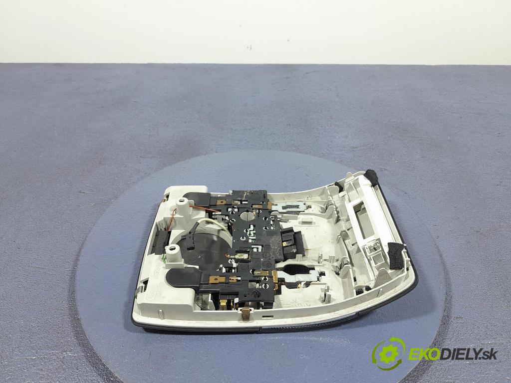 Audi A4 2002 Lampy Uvnitř 8E0947135E