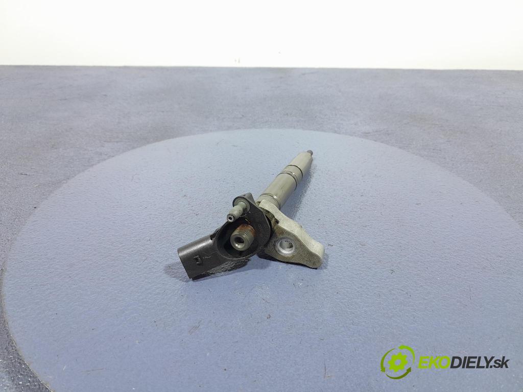 Audi A6 2016 vstřikovač 059130277ED