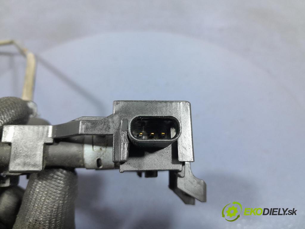 Audi A6 2016 snímač 4G0971362F