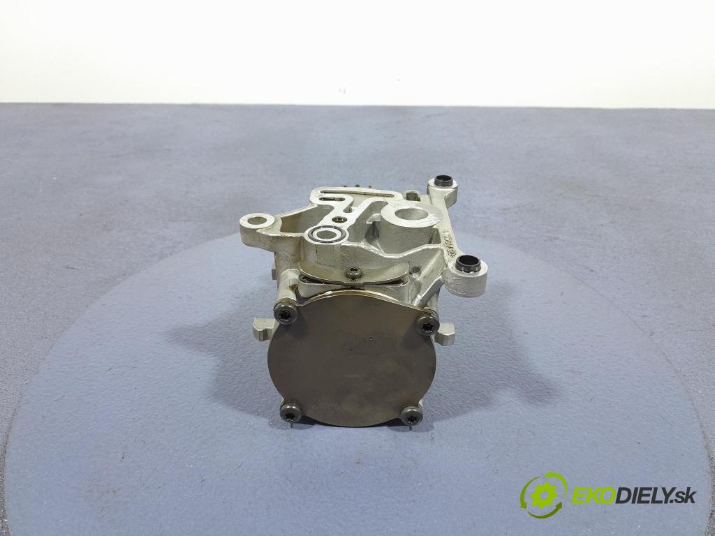 Audi A6 2016 čerpadlo oleja 059115103BQ