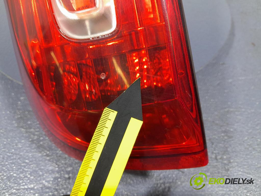 Ford C-max 2007 svetlo / reflektor zad ľavá Vonkajsia: M51-13N411-AA
