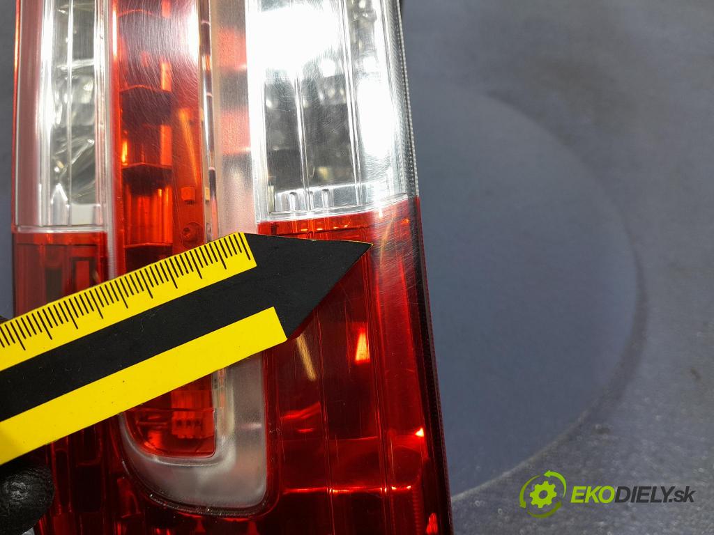 Ford C-max 2007 svetlo / reflektor zad ľavá Vonkajsia: M51-13N411-AA