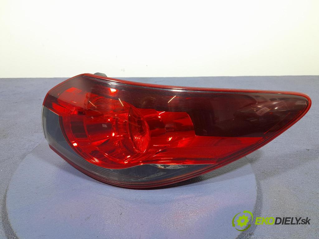Mazda 6 2013 svetlo / reflektor zad Prava: Vonkajsia: GHP9-51150