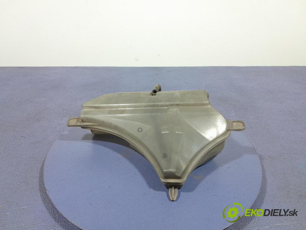 Mazda 6 2013 nádržka Náhradní PE0115350
