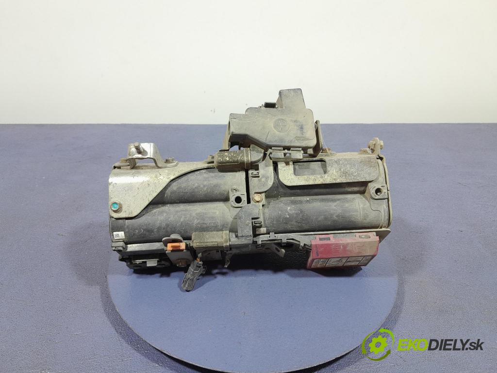 Mazda 6 2013 inštalácia Elektrický: GKH867ZC0-B