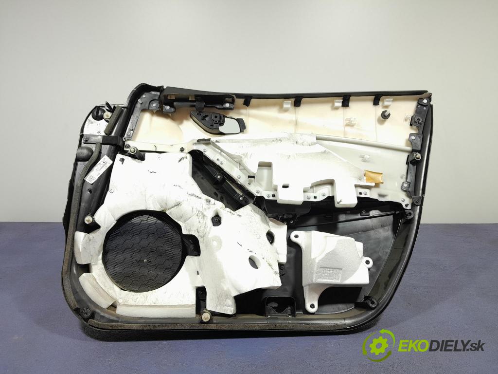 Mazda 6 2013 Tapacír: dveře před levá 