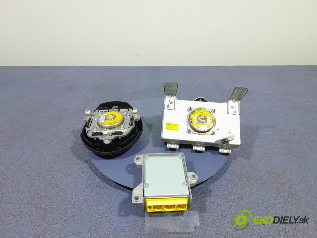 Mazda 6 2013 kokpit,pristrojová doska