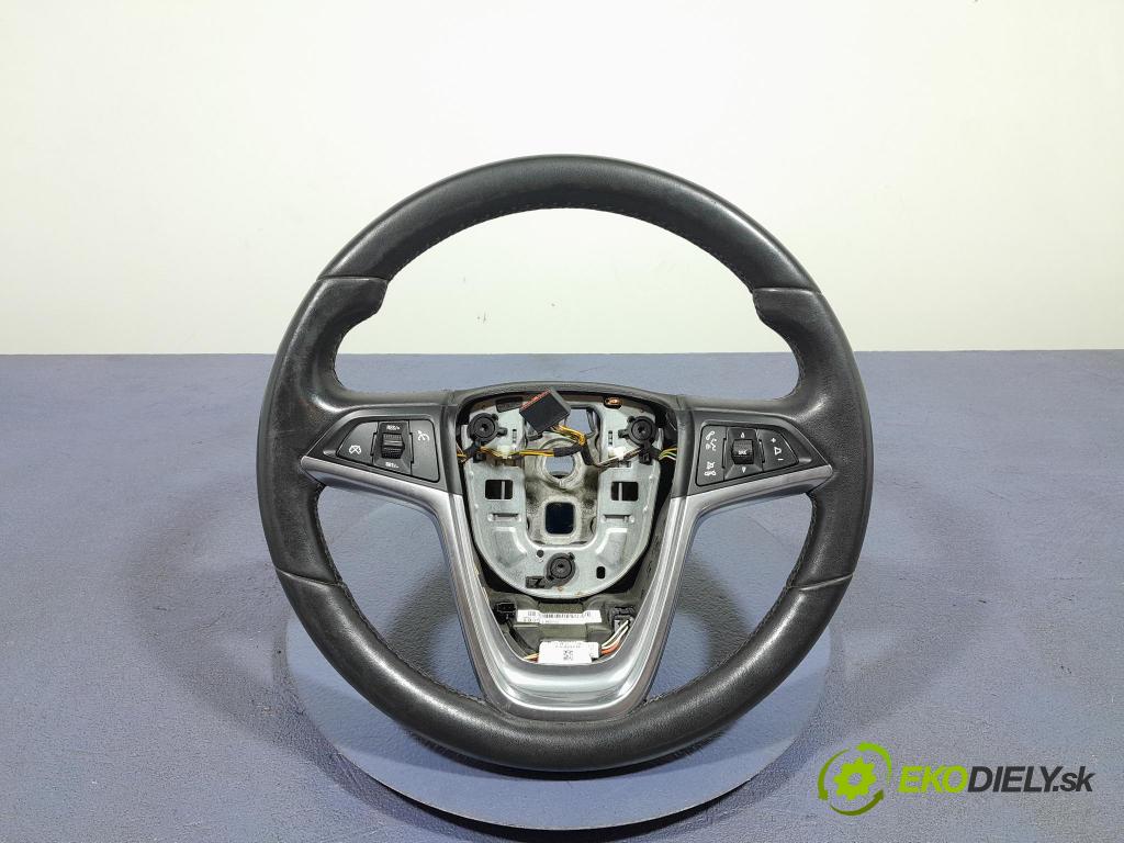 Opel Astra 2011 volant 13351025