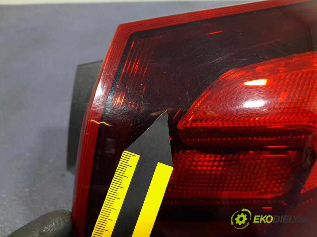 Opel Astra 2011 svetlo / reflektor zad Prava: Vonkajsia: 13314051