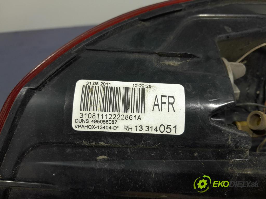 Opel Astra 2011 svetlo / reflektor zad Prava: Vonkajsia: 13314051